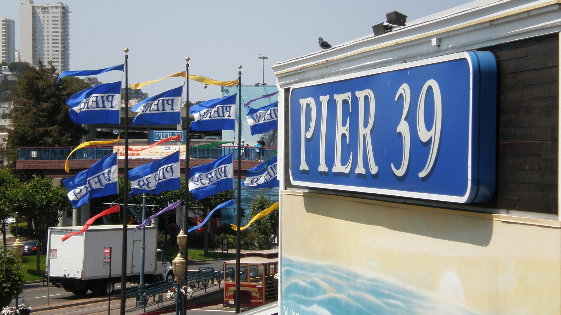 Pier 39 | San Francisco Deluxe Sightseeing Tours
